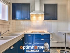 T2 lumineux de 40 m² Climatisé avec Balcon plein Sud, garage et cave - Nîmes Grezan