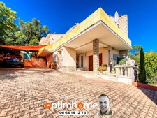 Belle Maison Familiale avec Vue Panoramique – 155 m² habitables, Piscine, Véranda et Prestations Haut de Gamme à Nîmes Serre Paradis