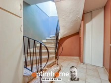 Ensemble Immobilier de Caractère offrant 2 Maisons, Jardin Méditerranéen piscine et Double Garage - Nîmes Saint Césaire