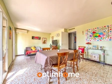 Appartement F3 2 chambres 73 m² avec balcon, Loggia, cave et parking intérieur à vendre à Nîmes (30)