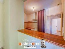 Ensemble Immobilier de Caractère offrant 2 Maisons, Jardin Méditerranéen piscine et Double Garage - Nîmes Saint Césaire
