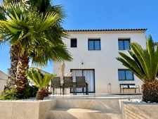 BALI – Maison contemporaine meublée avec piscine – La Fare-les-Oliviers