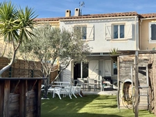 Maison Art de Vivre – La Pergola à La Fare Les Oliviers