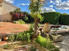 Maison Forbin – Plain-pied au calme absolu, intimité, garage, annexe et potentiel d’évolution
