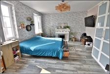 ✨SOUS COMPROMIS - PLUS DISPONIBLE À LA VENTE✨   Maison de caractère rénovée, avec volumes et charme, DPE B !!