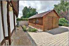 Maison de caractère chargée d'histoire, garage, DPE C !