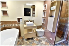 Maison sur sous-sol, véranda, 4 chambres, 2 dressing, 2 salles de bains, DPE D