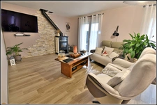 Maison familiale de 142 m² avec 4 chambres et sous-sol total, DPE D