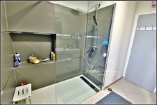 Maison familiale de 142 m² avec 4 chambres et sous-sol total, DPE D