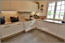 ✨SOUS OFFRE - PLUS DISPONIBLE À LA VENTE✨ Au calme, maison de 135 m², 4 chambres dont une suite parentale, DPE C !!!