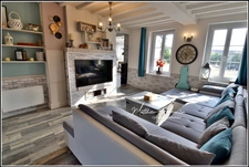 ✨SOUS COMPROMIS - PLUS DISPONIBLE À LA VENTE✨   Maison de caractère rénovée, avec volumes et charme, DPE B !!