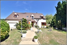 Majestueuse maison 6 chambres, 3 salles de bains/douche, 3 WC, bureau, garage, DPE C !