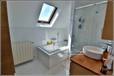 Majestueuse maison 6 chambres, 3 salles de bains/douche, 3 WC, bureau, garage, DPE C !