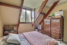 MAISON FAMILIALE - 5 CHAMBRES - RÉSIDENTIEL