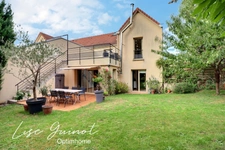 MAISON FAMILIALE - JARDIN INTIME - TRÈS BON ÉTAT