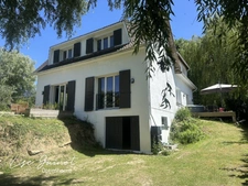 MAISON FAMILIALE - ENVIRONNEMENT ENCHANTEUR