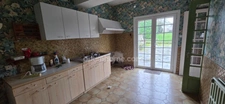 A ROMERIES 59730 - MAISON DE CARACTERE A FORT POTENTIEL EN COEUR DE VILLAGE - 4 A 6 CHAMBRES 