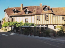 Dpt Côte d'Or (21), à vendre BEZE immeuble 
