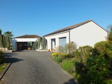 Property for sale 17 rooms near SEMUR EN AUXOIS (21)