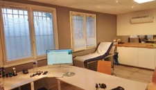 Aubagne, à louer local de 260 m² environ constitué de 8 bureaux.