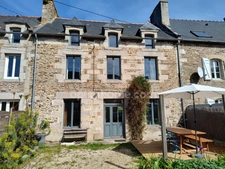 Maison en pierres 112 m² et dépendances