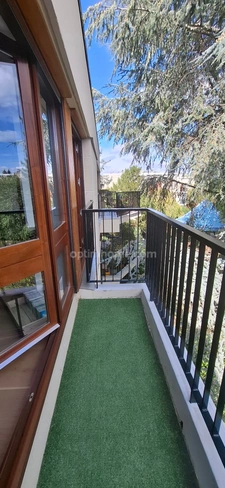 Appartement à vendre 1 pièces LE CHESNAY (78)