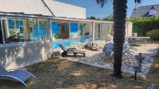 VIAGER OCCUPÉ SANS RENTE – UNE MAISON OÙ L’ON SE SENT EN VACANCES TOUTE L’ANNÉE