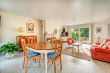 Montesson Village - Maison 8 pièces avec grand jardin