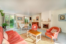Montesson Village - Maison 8 pièces avec grand jardin