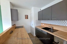 Limite CHATOU - 2 pièces avec Ascenseur et Terrasse