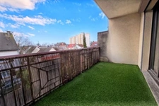 Limite CHATOU - 2 pièces avec Ascenseur et Terrasse