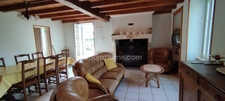 SOUS OFFRE : Exclusivité / Saint Mary, maison de 128 m² grange, dépendance, terrain de 1308 m²