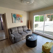 Exceptionnelle à TOUVRE. Maison de 155 m², 5 chambres, terrain clos de 1315 m²