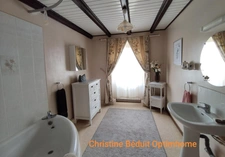 CHARENTE, COURCOME, maison 198 m², 4 chambres, grange, terrain 2401 m² clos 