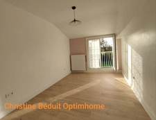 SAINT FRONT en Charente, maison 90 m², rénovée 3 chambres, abri pour voiture et terrain 1017 m²