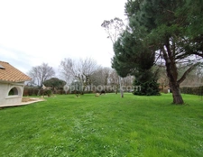 Charente, exceptionnelle ! A 10mn de La Rochefoucauld, maison 206 m², pièce de vie 70 m², grange, terrain clos 3602m²