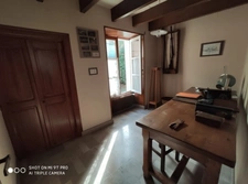 Chazelles, proche La Rochefoucauld. Maison de caractère de 223 m², 5 chambres, cour et grange
