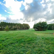 Exceptionnelle : Val de Bonnieure, maison de 200 m² sans vis à vis, piscine, terrain.