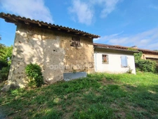 ROUSSINES 16310, maison avec garage, chai et grange, terrain 1985 m²