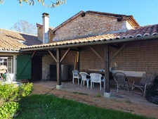 Charente, proche La Rochefoucauld, maison 200 m², piscine couverte avec terrain 5529 m²