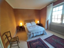 Charente, proche La Rochefoucauld, maison 200 m², piscine couverte avec terrain 5529 m²