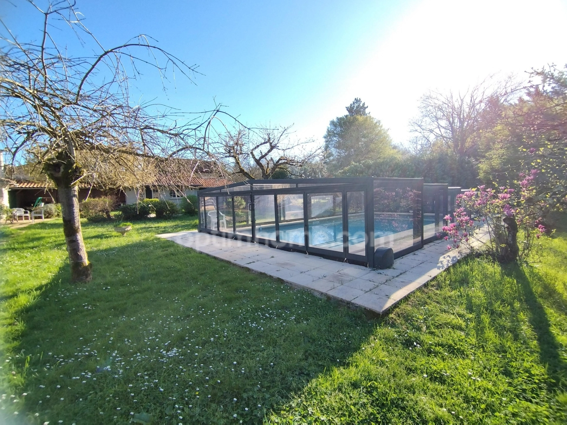 Maison 8 pièces 200 m² · à Rivieres · 200 m² · 292 500 €