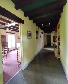Gond-Pontouvre, maison de 130 m², balcon, garage et dépandances.