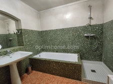 ANGOULEME. Maison 145 m², 4 chambres, jardin clos 830m² et grand garage.