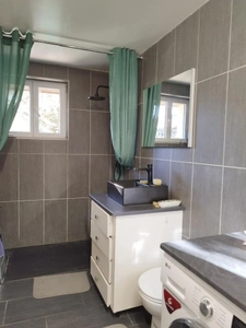 Charente, proche La Rochefoucauld, maison 200 m², piscine couverte avec terrain 5529 m²