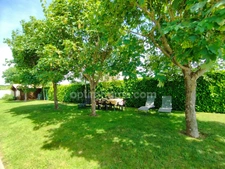 Charente, à Vars, maison de plain pied de 137 m², 4 chambres, véranda, piscine, garage et terrain clos 1002 m²