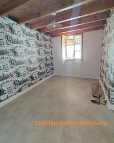 SAINT FRONT en Charente, maison 90 m², rénovée 3 chambres, abri pour voiture et terrain 1017 m²