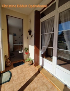 OFFRE ACCEPTEE /Charente, Ruelle sur Touvre, maison 3 chambres sur sous-sol, jardin et garage 36m²