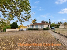 TOUVRE en Charente, maison 4 chambres, terrain clos 2067 m²