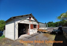 OFFRE ACCEPTEE /Charente, Ruelle sur Touvre, maison 3 chambres sur sous-sol, jardin et garage 36m²